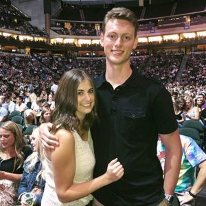 Meet your Posher, Becca